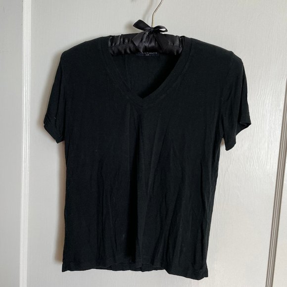 BRANDY MELVILLE Black V-Neck Tee Shirt - Picture 1 of 3